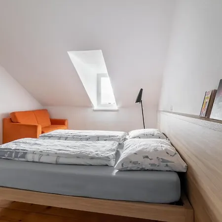 Schmid Apartament *